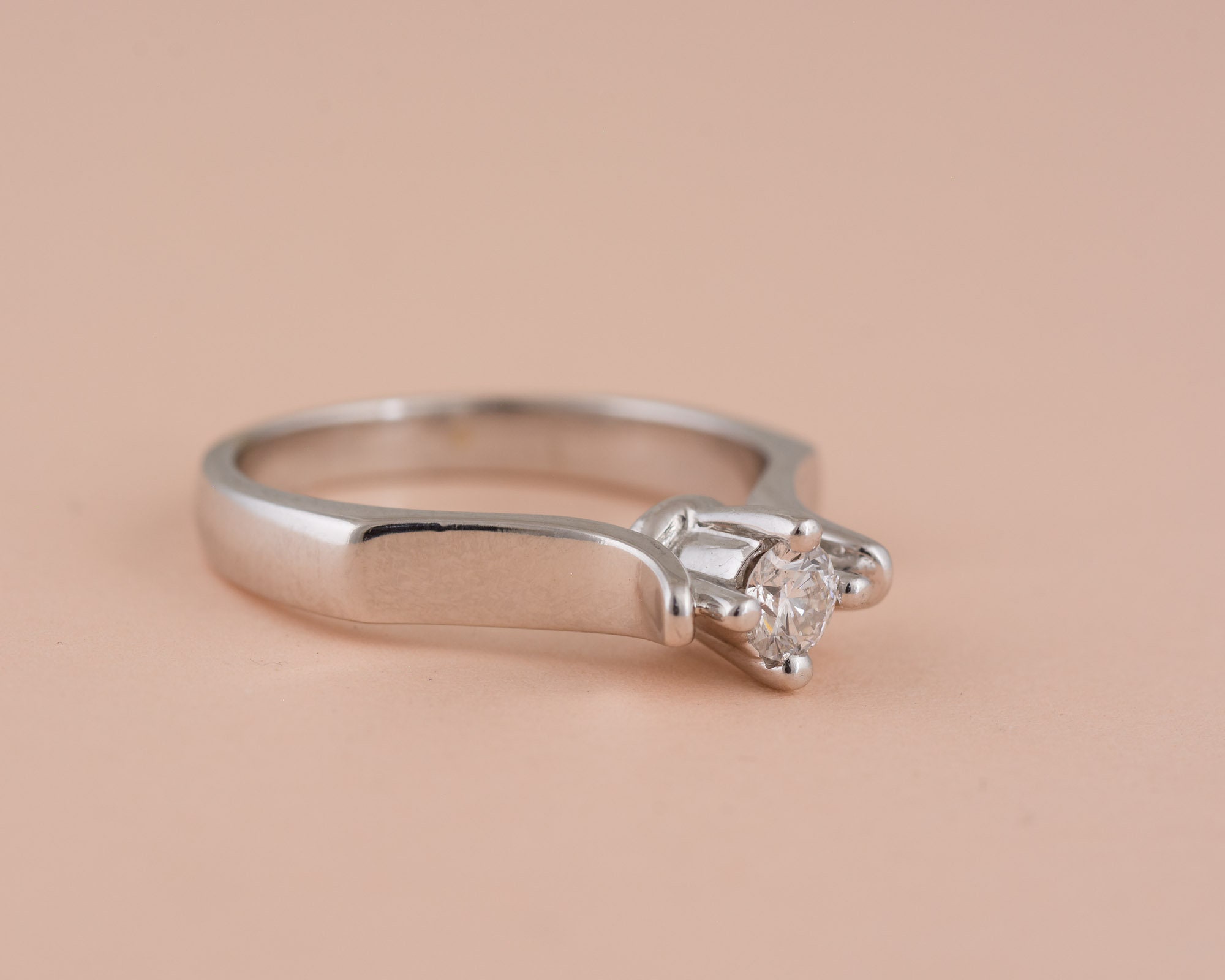 Swooping Shoulder Diamond Solitaire Engagement Ring - Etsy