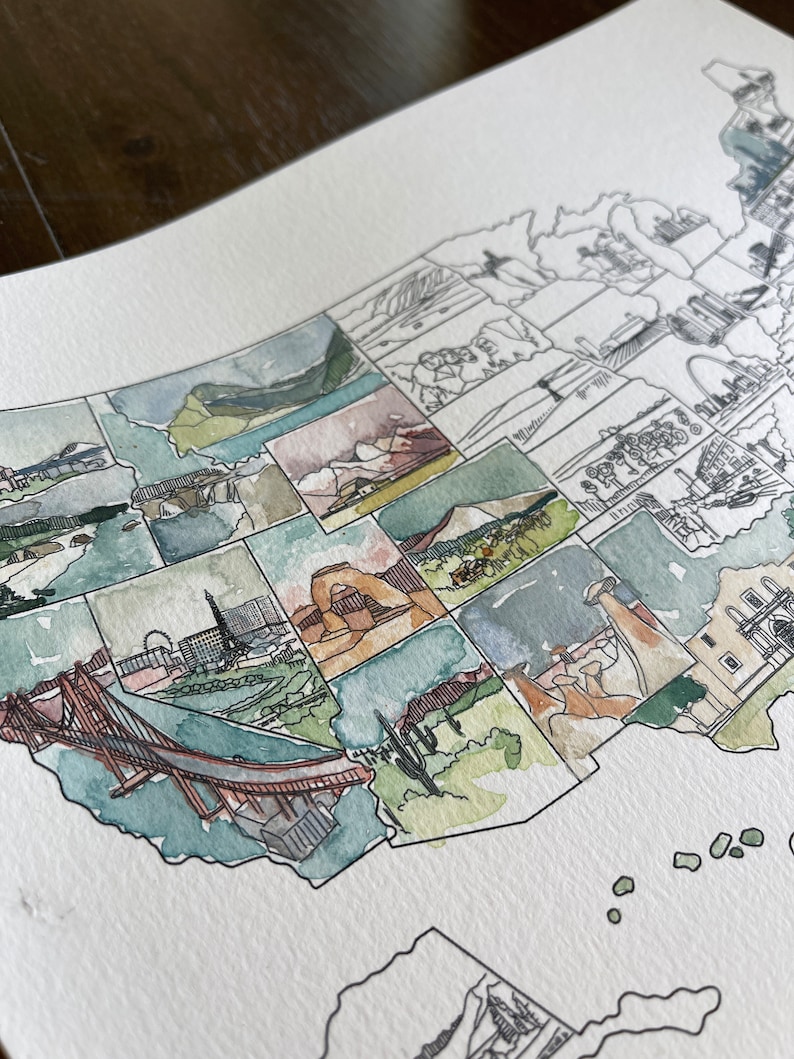 Op de afbeelding: Een aquarel schilderij van de Verenigde Staten van Amerika, waarbij elke staat wordt vertegenwoordigd door een ander iconisch monument. Het schilderij is gemaakt in een lichte en luchtige stijl, met een verscheidenheid aan kleuren die worden gebruikt om de verschillende monumenten te beschrijven.