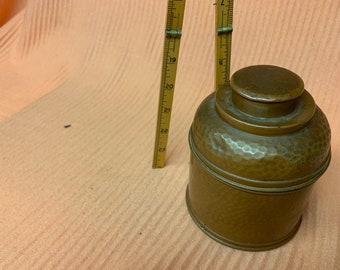 Vintage Pfeifentabak Humidor aus gehämmertem Kupfer
