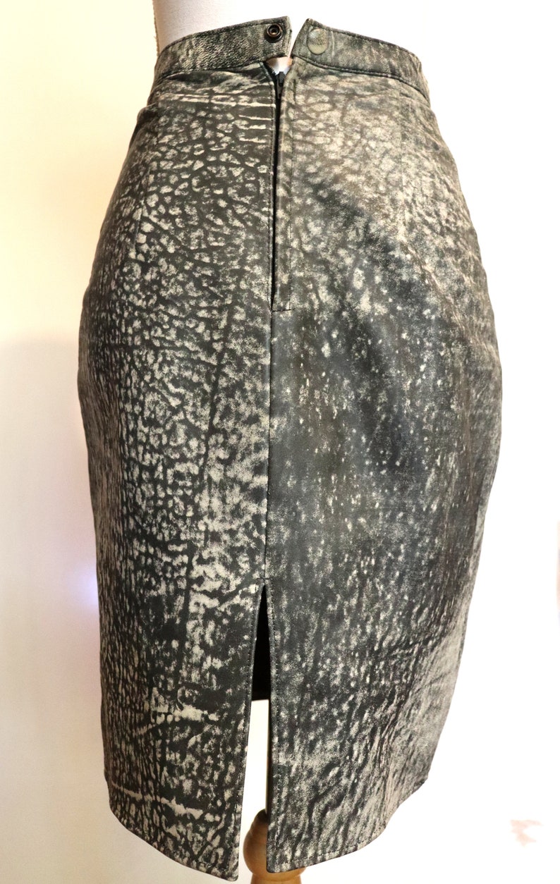 Grey Acid Wash Leather Pencil Wiggle Skirt 80s Hide Snakeskin ostrich look Marle Rags to Leather Adelaide Disco Biker Chick Grunge