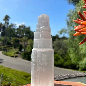 Mexican Selenite Charging Tower Selenite Generator image 1