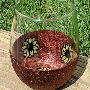 Sunflower Glitter Wine Glass, Glitter Wine Glass, Personalized Glitter Wine Glass, Fall Glitter Wine Glass