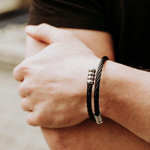 Men's Urn Bracelet in Black and Silver Braided Stainless Steel Cremation Personalized for Man Unisex Ashes Jewelry for Him Custom Engraved