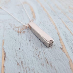 Hanger ketting as-urnstaaf: massief 925 sterlingzilver voor crematie-sieraden met gepersonaliseerde gravure huisdier gedenkteken