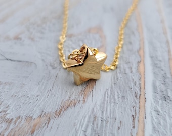 Gold Star Cremation Necklace, Stainless Steel Ashes Urn Pendant, Personalized Engraved Memorial Keepsake for Pet or Loved One