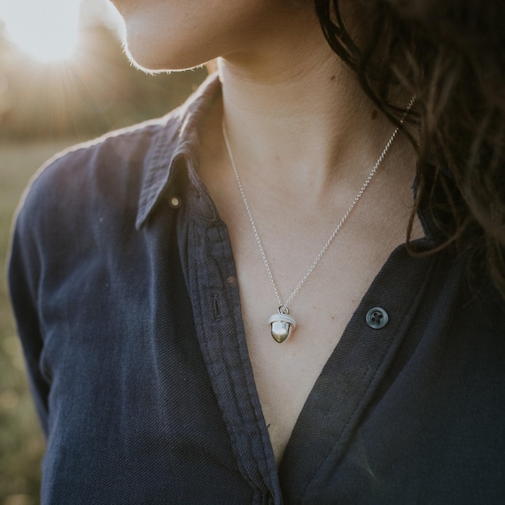Collana con urna a capsula in argento sterling personalizzata