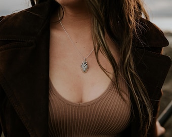 Anatomische hartvormige urnketting - 925 sterling zilver - Gepersonaliseerde gravure - Herinneringsstuk