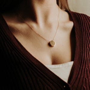 Simple Modern Circle Cremation Ash Urn Pendant Necklace - Rose Gold Stainless Steel - Personalized Handwriting Symbol or Drawing Engraved