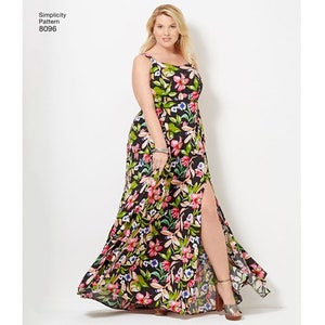 Könnte beinhalten: Ein schwarzes Maxikleid mit floralem Muster und hohem Schlitz. Das Kleid hat ein farbenfrohes Blumenmuster mit rosa, grünen und blauen Akzenten. Das Kleid hat dünne Träger und den Text "Simplicity Pattern 8096".