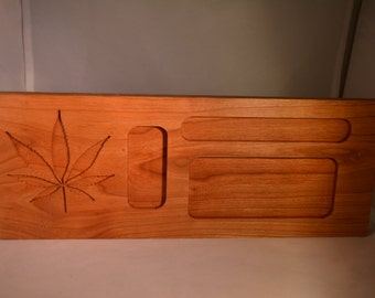 Custom weed rolling tray! Custom leaf engraving