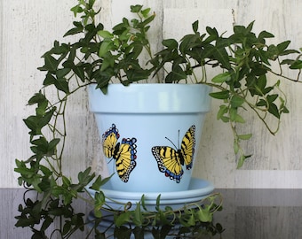 Maceta de terracota mariposas pintadas de color amarillo con orificio de drenaje y platillo (bandeja de goteo) / medio azul de 6 pulgadas / maceta / maceta
