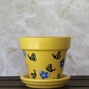 Spring Bee Buzz Yellow Flower Pot/Planter Small 4 Inch Painted Bee Planter Succulent Planter image 2