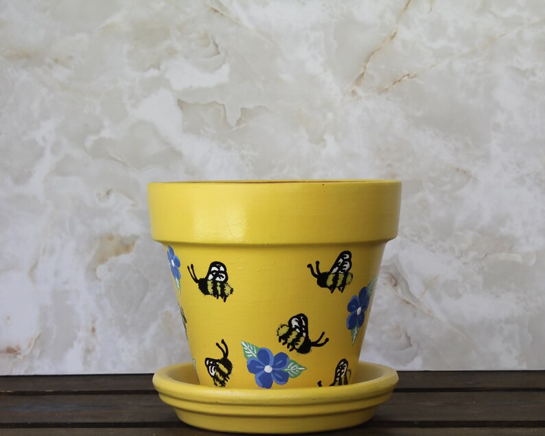 Spring Bee Buzz Yellow Flower Pot/Planter Small 4 Inch Painted Bee Planter Succulent Planter image 2