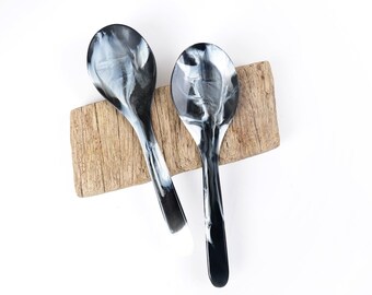 Decorative serving spoons in a set of 2, black and white marbled