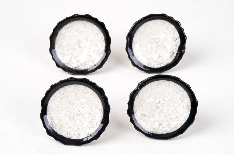 Drawer handles rosettes, eggshell embedding, terrazzo look, with black rim, set of 6 A - 4 pcs.