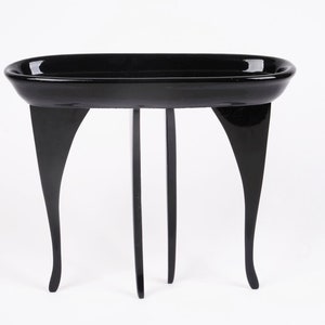 Oval dish on 8 slim legs, S, black image 2