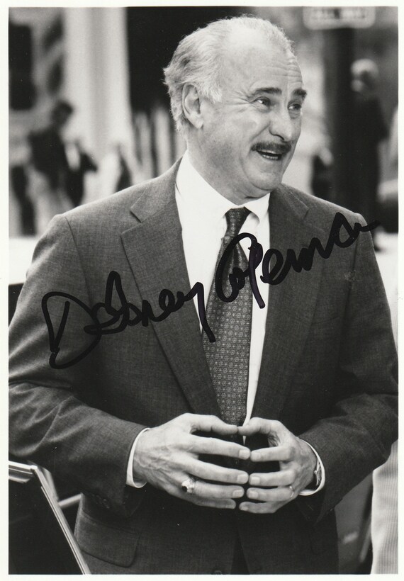 New 5x7 Photo "Tonight Show" Comedian and Television Host Johnny Carson New 5x7 Photo "Tonight Show" Comedian and Television Host Johnny Carson
