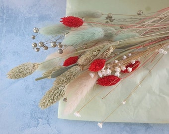 Retro Christmas dried flowers, Letterbox gift, Long distance thinking of you present, Red, white, gold & mint decoration, Mini bouquet