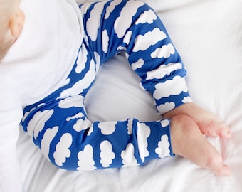 Leggings neonato con stampa nuvole blu 0-6 anni