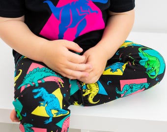 Leggings rétro à imprimé dinosaures – Enfant, fabriqué au Royaume-Uni