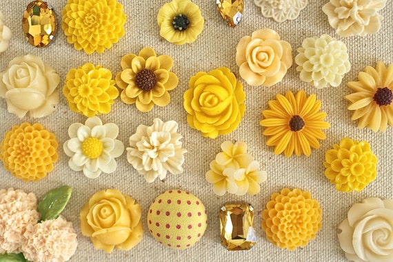 80-Pack Yellow Thumbtacks | Round Head Push Pins For Bulletin Boards & Office Use