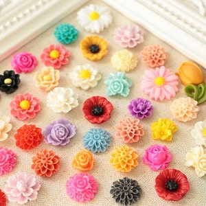 BESTSELLER Small Mixed Flower Thumbtacks, Mix Wild Flower Pushpin, Large Variety Floral Push Pin Set, Pretty Flower Pushpins, Ships Fast image 5