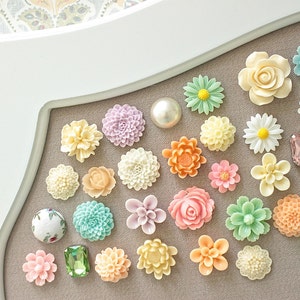 Soft Pastel Flower Thumb Tacks, Mix Pastel Color Floral Push Pin Set, Pretty Bulletin Board Tack, Pastel Pins, Extra Long Pin Available