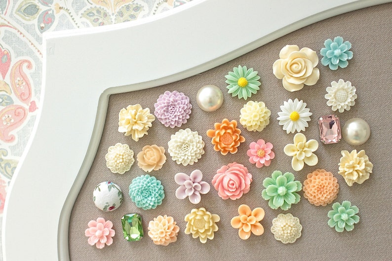 mix Size Shape Vtg Soft Old Plastic 14 16 17mm Flower Jewelry Findings Craft lot mix Size Shape Vtg Soft Old Plastic 14 16 17mm Flower Jewelry Findings Craft lot