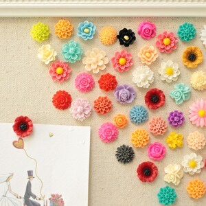 BESTSELLER Small Mixed Flower Thumbtacks, Mix Wild Flower Pushpin, Large Variety Floral Push Pin Set, Pretty Flower Pushpins, Ships Fast image 6