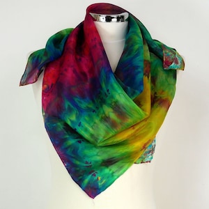 Pañuelo cuadrado de seda colorido, pañuelo cuadrado tropical teñido a mano para mujer, pañuelo de seda hippie, regalo de seda hecho a mano, pañuelo de festival de verano, regalo de cumpleaños