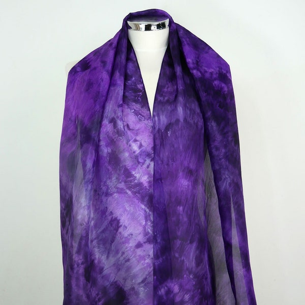 Foulard en soie violet femme ciel violet Foulard en soie teint à la main oblong Foulard en soie violet noir automne cadeau en soie pour son Noël cadeau d'anniversaire de soie