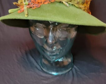 Vintage 1960\'s Green Firenze Imported Fur Felt & Feather Hat Vintage 1960 main image 2