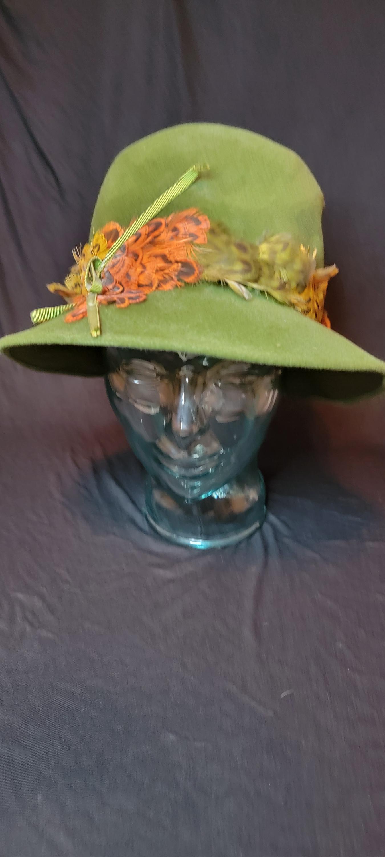 Vintage 1960\'s Green Firenze Imported Fur Felt & Feather Hat Vintage Fuzzy Felt Hat, Black with Olive Feathers, Wide  main image 4