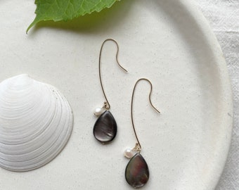 Black Mother of Pearl  Earrings, Black Mother of Pearl Long Drop Earrings, Pearl Earrings, Long Drop Earrings, Black and White Earrings