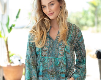 Green Oversize Puffed Sleeves Boho Chic Women Blouse, Bohemian Ethnic Loose Top, Long Sleeves Paisley Print Blouse