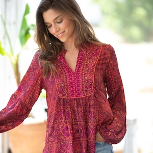 Red Bordeaux Bohemian Ethnic Puffed Sleeves Oversize Top for Women, Long Sleeves Paisley Print Blouse Red