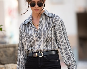 Women's Collared Geometric Zig Zag Boho Chic Print Buttoned Down Blouse, Long Sleeves Winter Formal Relaxed Fit Top, Work Wear