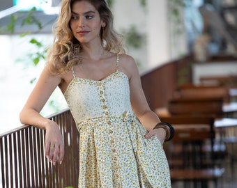 Cream and Yellow Floral Retro Chic Pin-Up Sweetheart Neckline Sleeveless Summer Dress, Tea-Length Mid Calf Lace Romantic "Lili Net" Dress