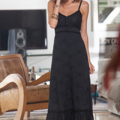 black summer maxi