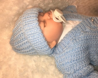Patrón de tejido para bebés Descargar PDF Patrón de tejido para bebés niñas, niños o muñecos renacidos Cárdigan y gorro de 0 a 3 meses