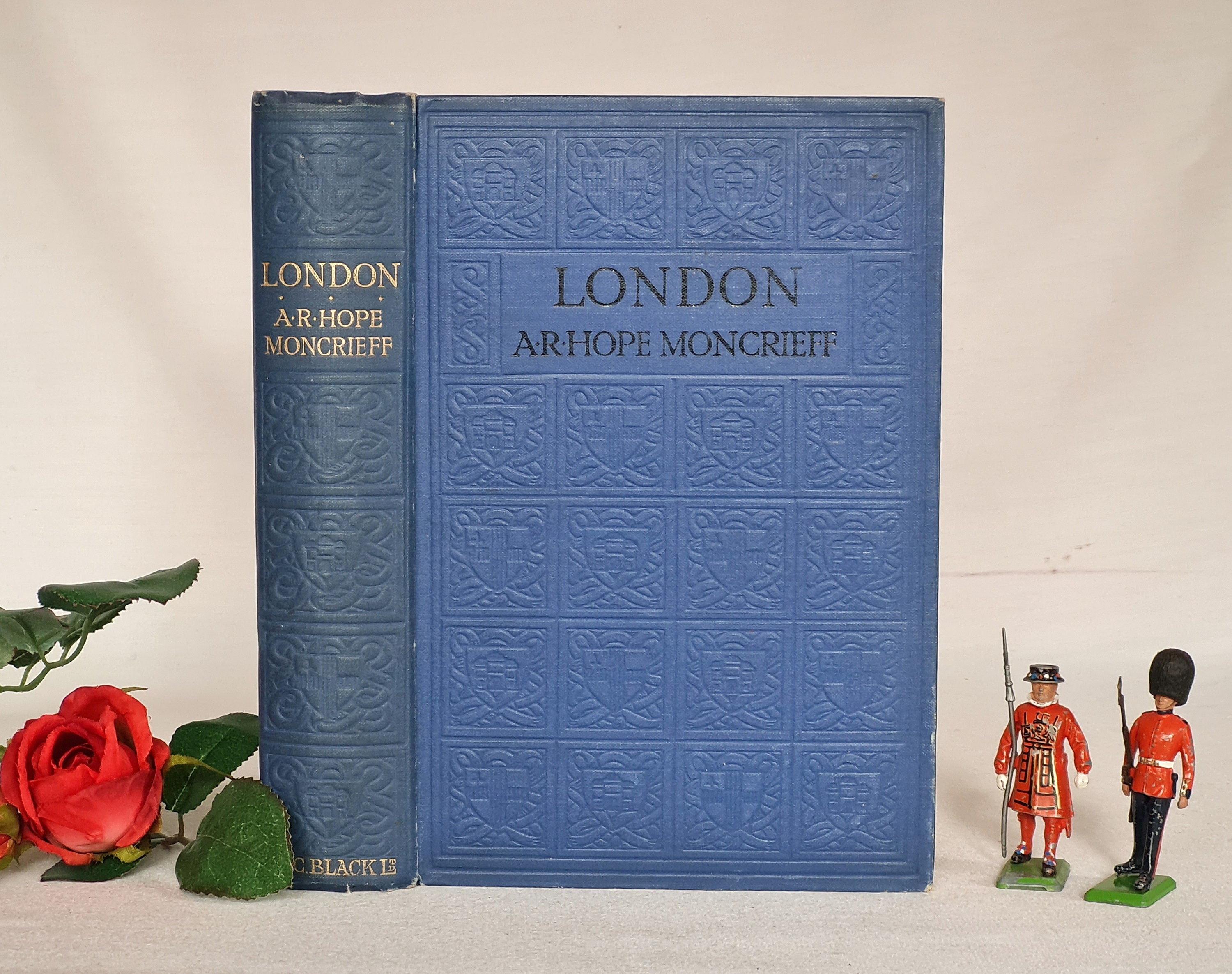 1923 London by AR Hope Moncrieff / A&C outlet Black, London / Containing 32 Super Full-Page Colour Plate Illustrations / Vintage London Hardback