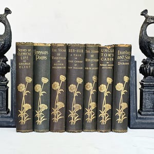 Zestaw literatury dekoracyjnej z lat 90. XIX wieku / Walter Scott Publishing, Londyn / Siedem tomów / Tennyson, Dickens, Eliot itp.