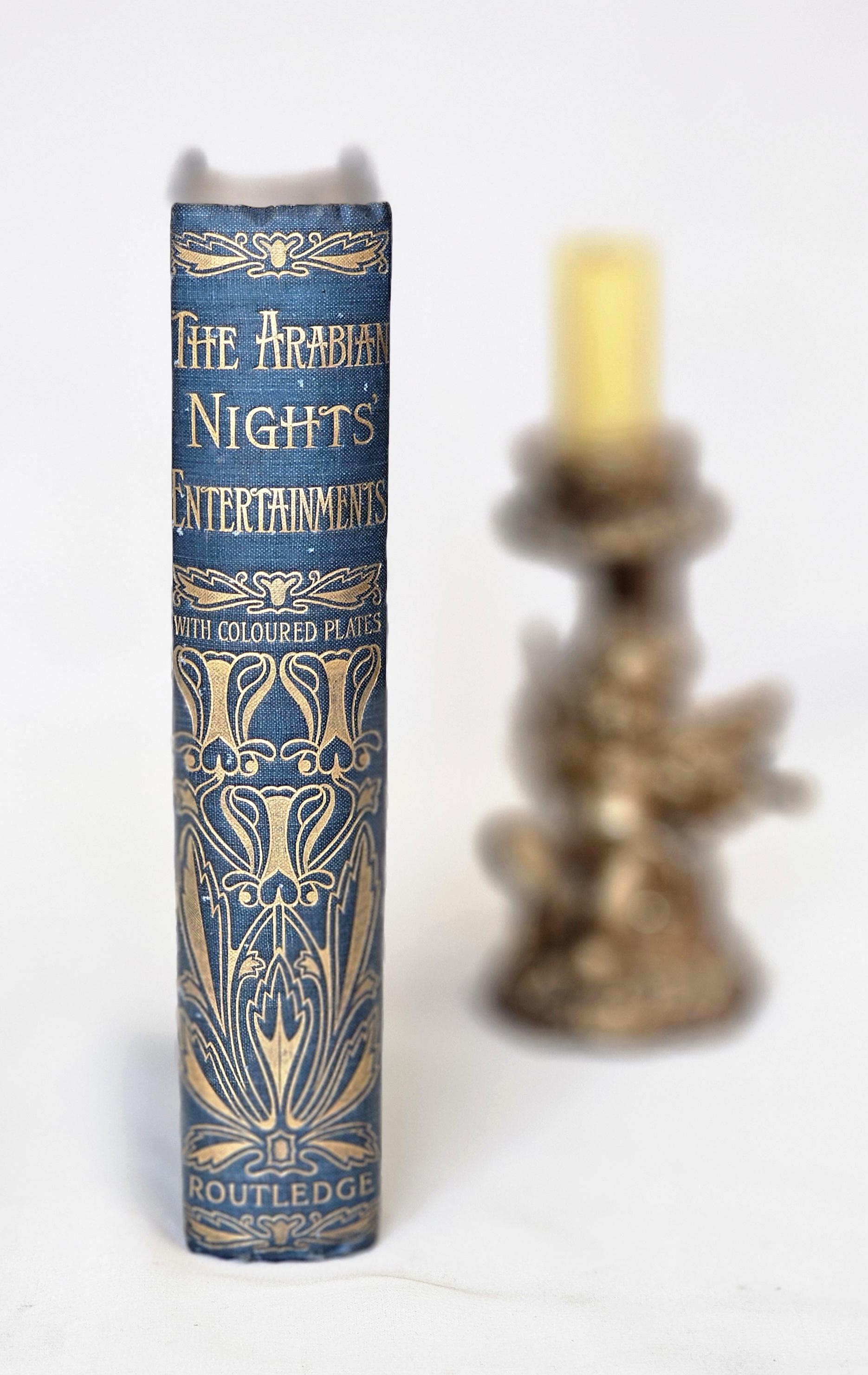 アンティークのアラビアンナイトの本：1900年頃のラウトレッジ版、金