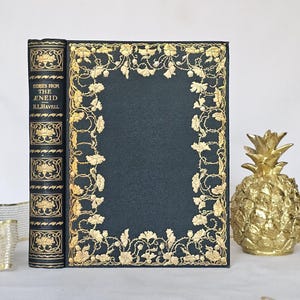 1909 Stories From The Aeneid Retold by HL Havell / George Harrap, London / Richly Illustrated / Decorated Boards / In Excellent Condition