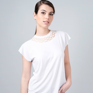 Womens Shirt, White Shirt, White Blouse, Casual White Top, Casual Shirt, Short Sleeve Shirt, Work Shirt, Oversized tshirt, Summer Top White