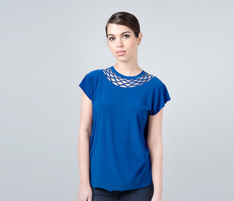 royal blue t shirt women's