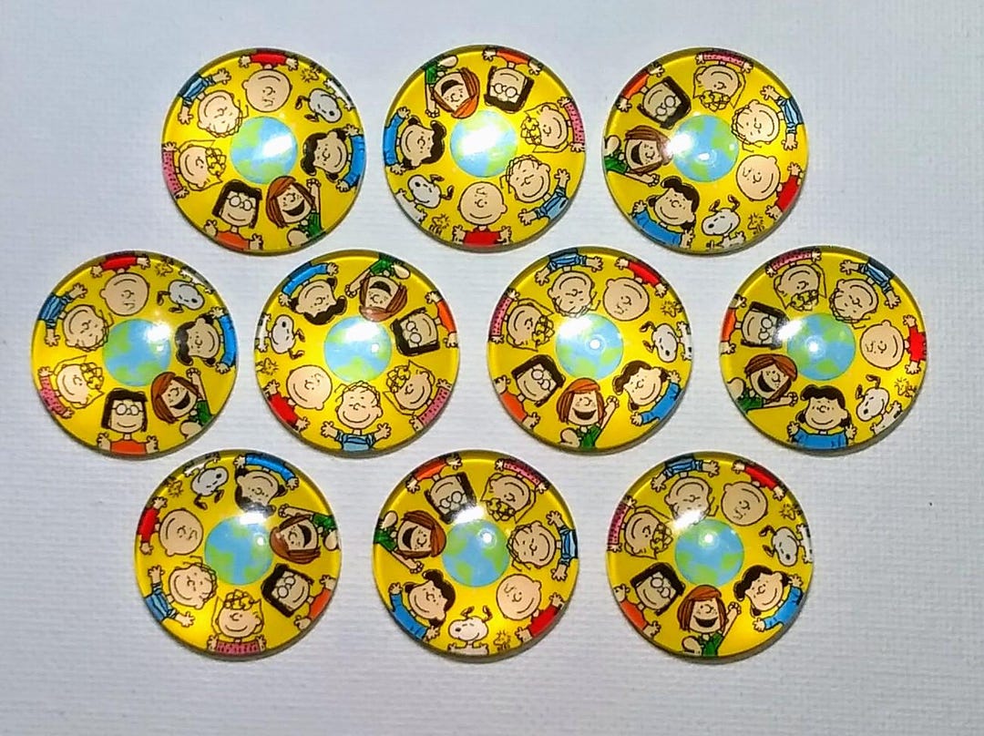 CARTOON Magnet Set of 10 One Inch Round Glass Dome Mom Friend Relative ...