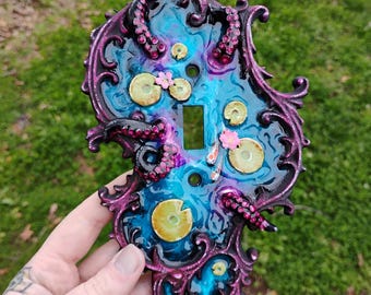 Octopus pond outlet cover (made to order)