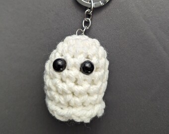 Ghost Crochet Keychain, Plushie Keychain, Ghost Keychain, Cute Keychain, Amigurumi Keychain, Spooky Keychain, Crochet Keychain