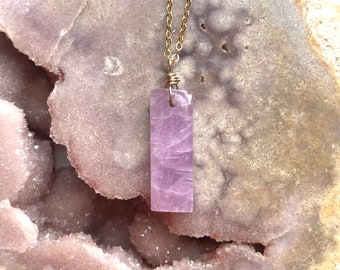 Kunzite Pendant, Raw Stone Necklace, Crystal Necklace, Statement Necklace, Kunzite Crystal, Necklaces For Women, Gift For Women